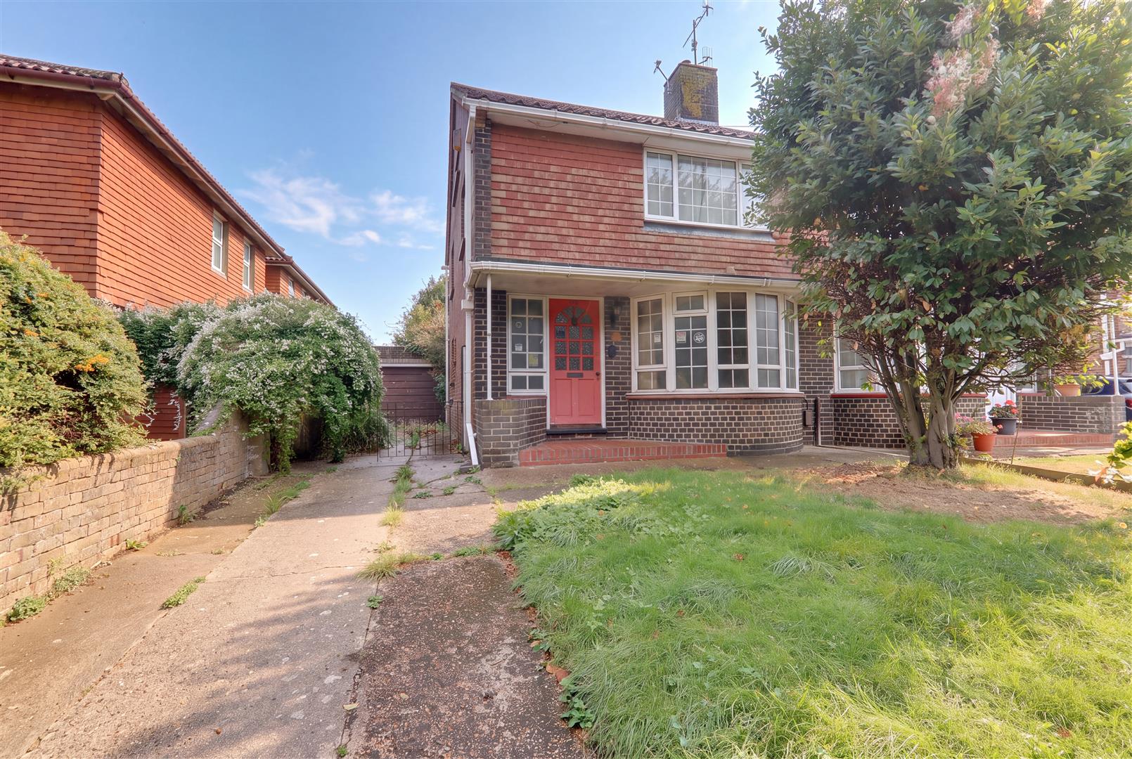 House - Semi-Detached | South Farm Road, Worthing, BN14 | For Sale
